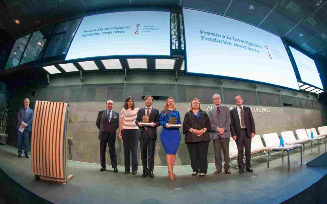 Doctors Guadalupe Sabio and Pablo Pérez presented with the Fundación Occident Research Award in an event attended by Carmen Vela, the State Secretariat for Research, Development and Innovation