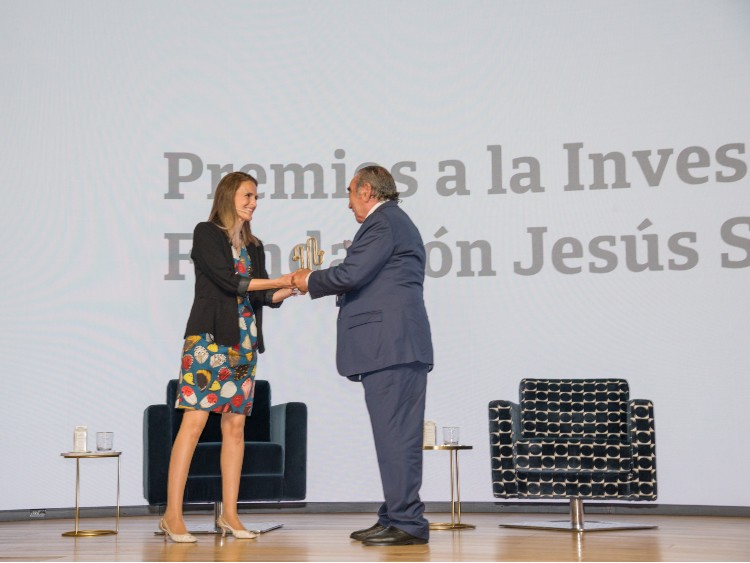 Interview with Dr. Maria Carmen Collado, winner of the Research Award, about her career in research on nutrition and feeding in infants