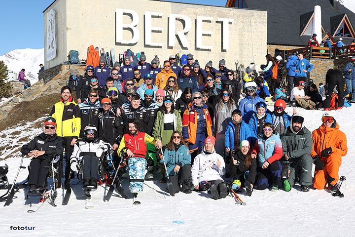 Inclusive skiing cup
