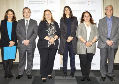 Reunión de deliberación del jurado con Laura Halpern, Directora de la Fundación Jesús Serra