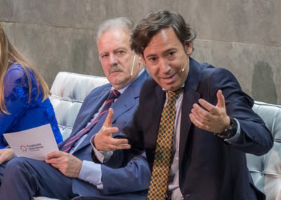 Mesa redonda formada por el jurado y ganadores de la 1ª edición de los Premios a la investigación Fundación Jesús Serra
